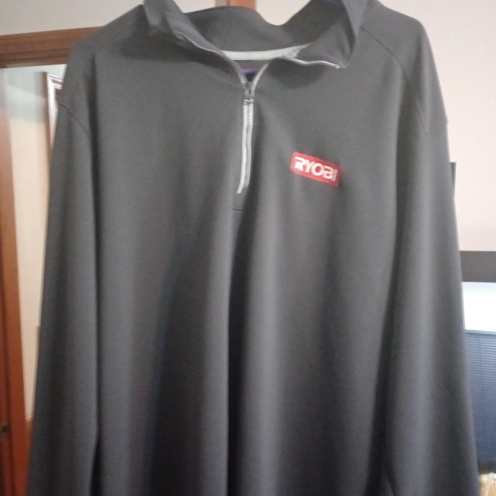Ryobi Gray & black quarter zip sweatshirt. Fits like an XL. Sport-tek.